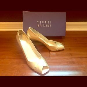 Stuart Weitzman Max Champagne 9 1/2narrow